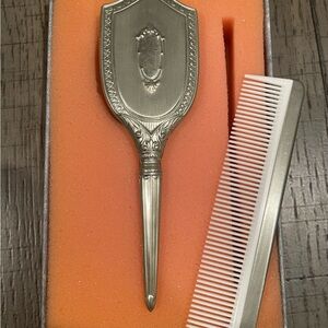 Hairbrush and Comb Set